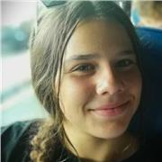 Cuidadora de personas en situación de dependencia. Tengo la titulación en ESO.